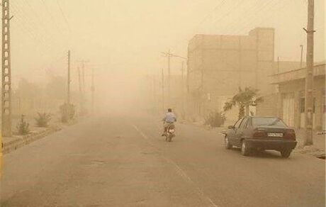 بازگشایی با تاخیر ادارات سیستان و بلوچستان بدلیل گردوخاک