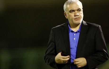 فتح‌الله‌زاده دوباره استعفا داد
