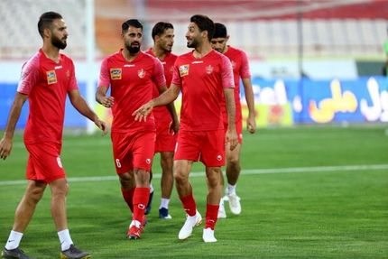 کاروان پرسپولیس با پرواز چارتر به تبریز می‌رود 