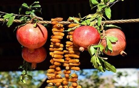 پنجمین جشنواره انار و خرما در خاوران استان فارس برگزار می‌شود