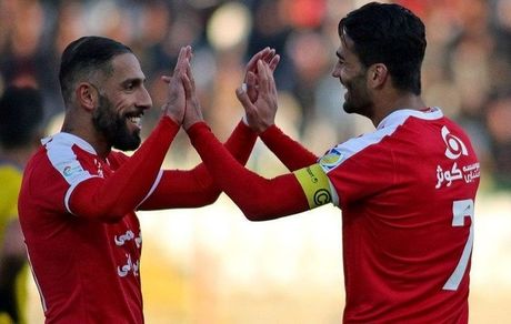 کاپیتان‌های تیم ملی بصورت رسمی از تراکتوری‌ها خداحافظی کردند