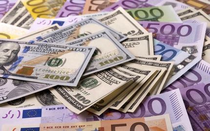 اعلام نرخ جدید رسمی دلار و یورو