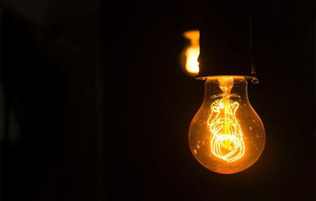 خسارت ۱۰۰ میلیونی صنایع با یک ساعت قطعی برق/ تمهیداتی اندیشیده شود