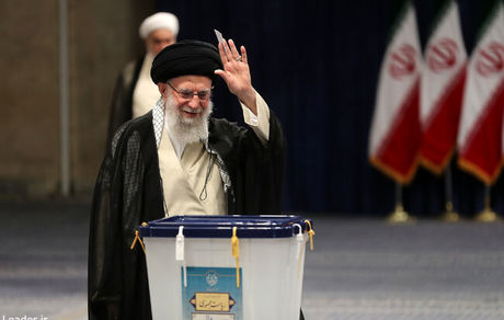 رهبر معظم انقلاب: مردم برای حضور در انتخابات هیچ تردیدی به خود راه ندهند