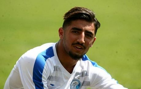 لژیونر استقلالی در راه بازگشت به ایران! 