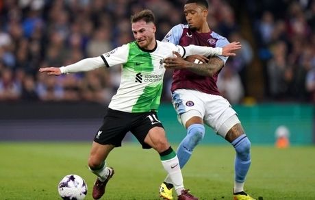 ادامه روزهای بد تیم کلوپ: لیورپول کامبک خورد و نبرد