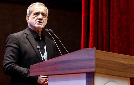 رئیس جمهور: به عنوان یک ایرانی نمی خواهم کشورم کمتر از هیچ کشوری در منطقه باشد