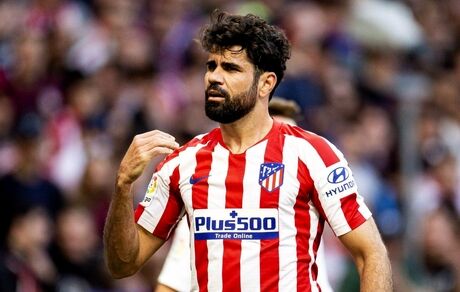 
مهاجم مشهور کلاه بردار از آب درآمد
