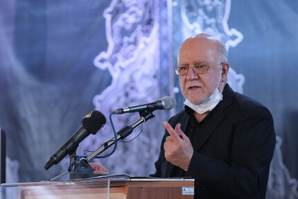 زنگنه: صادرات نفت ایران هیچگاه متوقف نشد