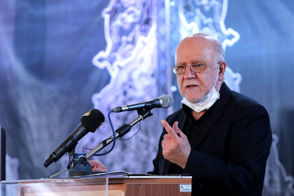 زنگنه: صادرات نفت ایران هیچگاه متوقف نشد