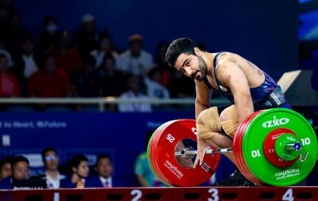 چک وزنه‌برداران تیم ذوب آهن باز هم پاس نشد