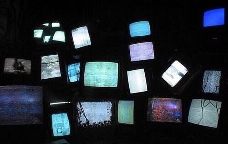 حاشیه ای جدید برای تلویزیون/ از ضرب و شتم تا تکذیب