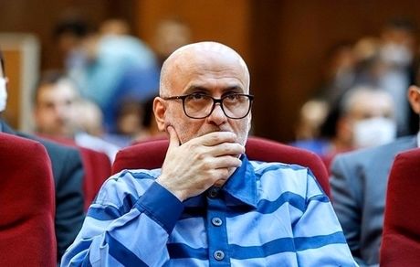 دفتر طبری کانون مراجعه برخی از متهمان برای حل پرونده‌شان، شده بود/ اعمال نفوذ متهم در پرونده‌ رجال سیاسی قابل توجه است