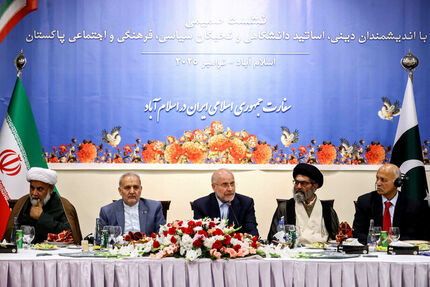 قالیباف: هیچ کشور مسلمانی نباید به خود اجازه دهد که با دشمن اسلام و مسلمین ارتباط برقرار کند