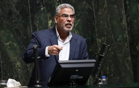 ۵۰۰ شرکت متخلف ۵۲ میلیارد دلار ارز صادراتی را برنگردانده‌اند!/ قوه قضائیه به پرونده ۵۲ میلیارد دلار ارز گمشده ورود کند
