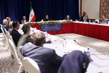 جمهوری اسلامی ایران از توافق خارج نشده و به همه تعهدات عمل کرده است