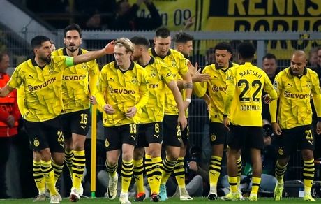 دورتموند با حذف قهرمان هلند به جمع هشت تیم برتر اروپا رسید