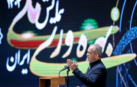 رئیس جمهور: من حق ندارم تصمیمی بگیرم که به مردم صدمه وارد شود