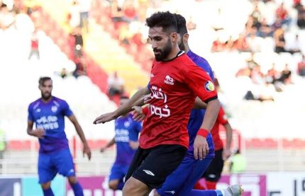 دیدار هوادار و تراکتور بدون تماشاگر شد
