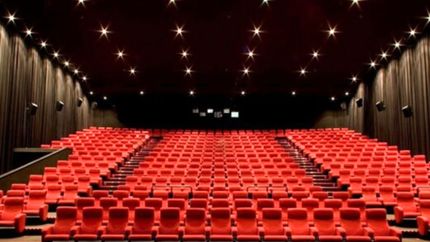 فعالیت سینما تا ساعت ۱۸ یک شوخی است