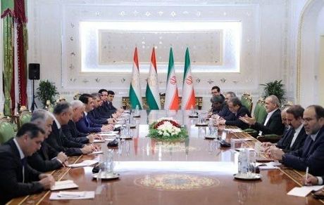 تاکید رئیس جمهور: قوانین و مقررات ایران و تاجیکستان برای رونق تجارت بروز شود