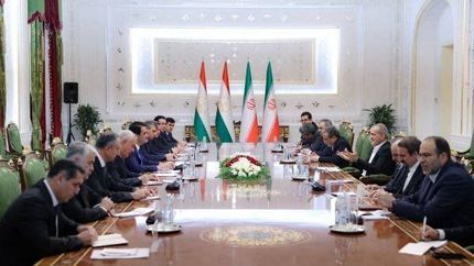 تاکید رئیس جمهور: قوانین و مقررات ایران و تاجیکستان برای رونق تجارت بروز شود