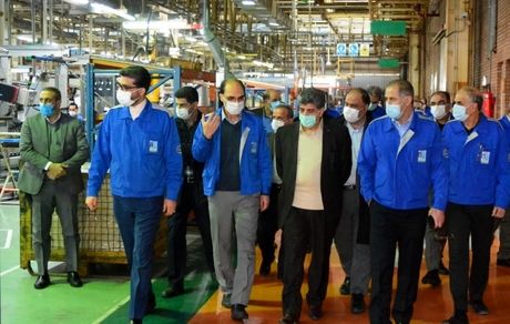 دولت از خودروسازی حمایت می‌کند