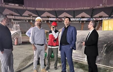 بازدید بامدادی وزیر ورزش و جوانان از بازسازی ورزشگاه آزادی