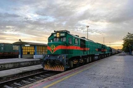 حرکت قطار تهران به وان از ۱۹ اسفند کلید می‌خورد