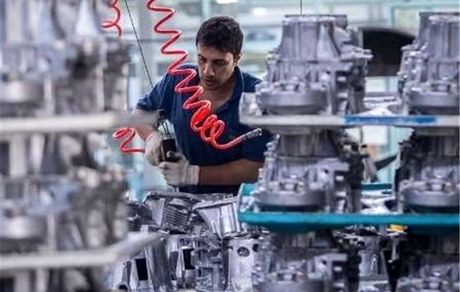 شیب افزایش مطالبات قطعه‌سازان کند شده، اما هنوز کاهش نیافته است