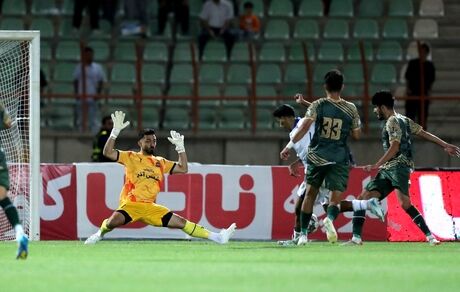 استقلال به کمک VAR شمس آذر را برد