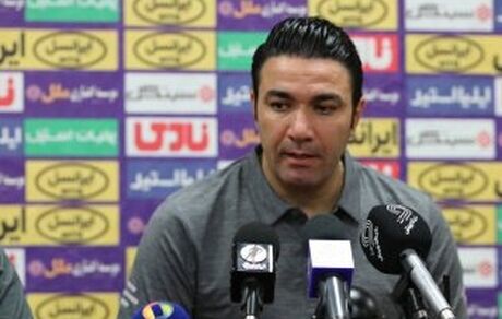 پیشنهاد نکونام: وقتی بازی‌ها بدون تماشاگر است، لیگ را تعطیل و به بعد جام جهانی موکول کنید