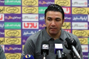 پیشنهاد نکونام: وقتی بازی‌ها بدون تماشاگر است، لیگ را تعطیل و به بعد جام جهانی موکول کنید