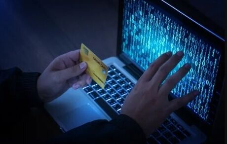 نوه ۱۵ ساله، حساب بانکی پدربزرگش را خالی کرد