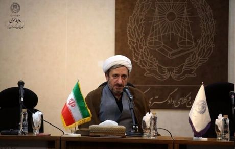 دستگیری یک باند حرفه‌ای جعل در استان اصفهان