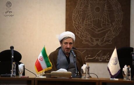 دستگیری یک باند حرفه‌ای جعل در استان اصفهان