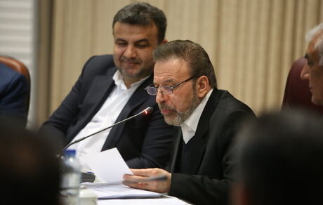 واعظی : مقاومت ملت دشمن را در دستیابی به اهدافش ناکام گذاشت