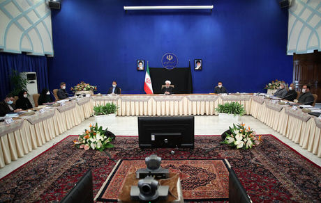 وزیر بهداشت: از مرحله کنترل کرونا عبور کرده و به سمت مهار آن در کشور حرکت می‌کنیم