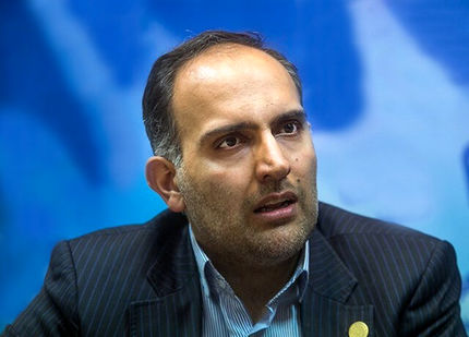 عضو شورای عالی انقلاب فرهنگی: نخواندن سرود ملی نوعی بی‌تجربگی اجتماعی است/ اعتراض لازمه پویایی جامعه است