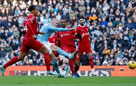 منچسترسیتی، لیورپول را تحقیر کرد