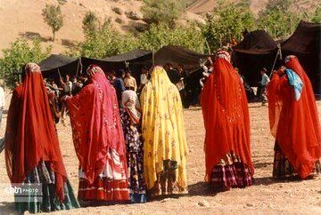 نخستین جشنواره ملی لباس‌های محلی اقوام ایران‌زمین برگزار خواهدشد