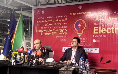 ساخت ۵۹۷ نیروگاه خورشیدی در سراسر کشور