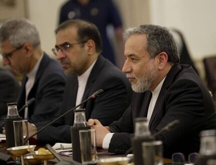 ابراز امیدواری عراقچی برای کاهش تنش بین هند و پاکستان