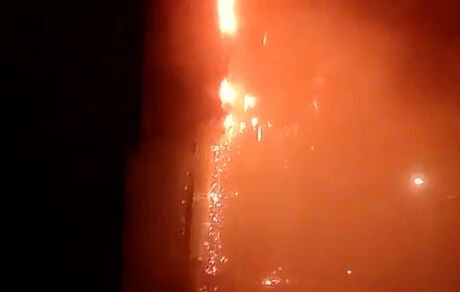 دهکده آبی پارس در گرمدره کرج آتش گرفت + ویدئو