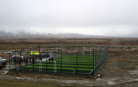 افتتاح زمین چمن مصنوعی فوتبال در روستاهای نقطه صفر مرزی