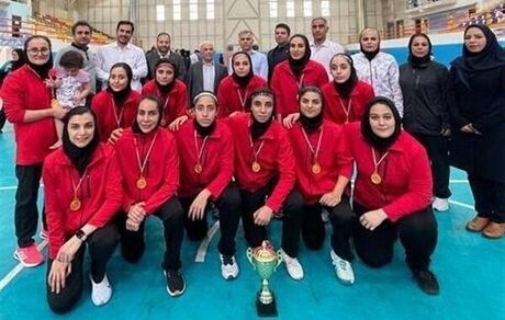 پایان لیگ برتر هاکی بانوان با قهرمانی هلال احمر تهران