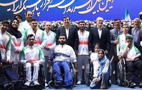 وزیر ورزش از پرداخت ۱۲۵ میلیارد تومان پاداش به قهرمانان ورزشی خبرداد