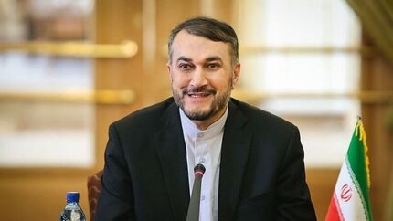 تاکید وزیر امور خارجه بر توسعه روابط ایران و بلاروس