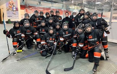 تیم ملی هاکی روی یخ زنان ایران به فینال نرسید