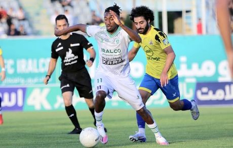 لیگ برتر فوتبال: بازی بدون گل در اراک / نفت مسجد سلیمان سقوط کرد